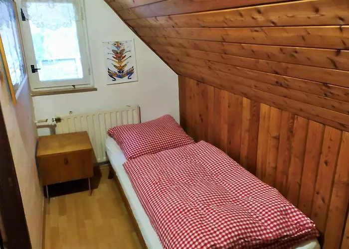 Tatil Evi Na Poskle U Lesa S Vyhledem *