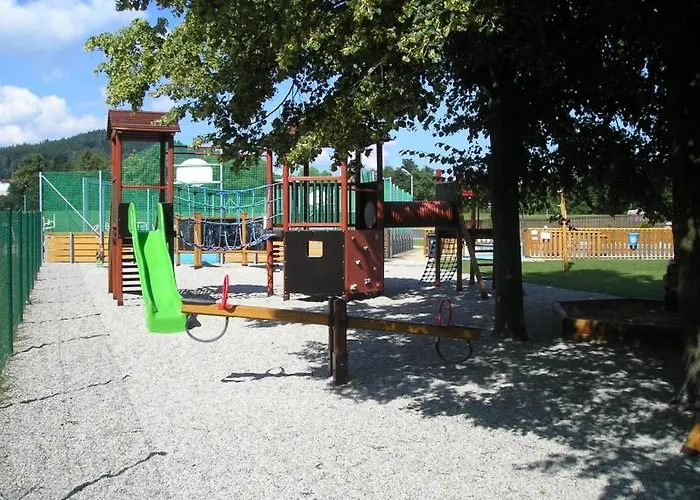 Na Poskle U Lesa S Vyhledem Hutisko