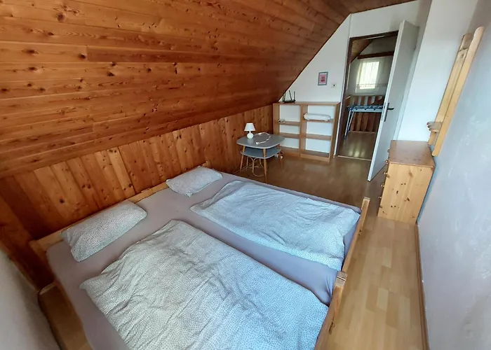 Tatil Evi Na Poskle U Lesa S Vyhledem Hutisko