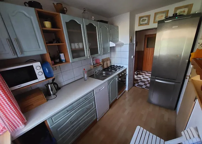 Na Poskle U Lesa S Vyhledem Tatil Evi